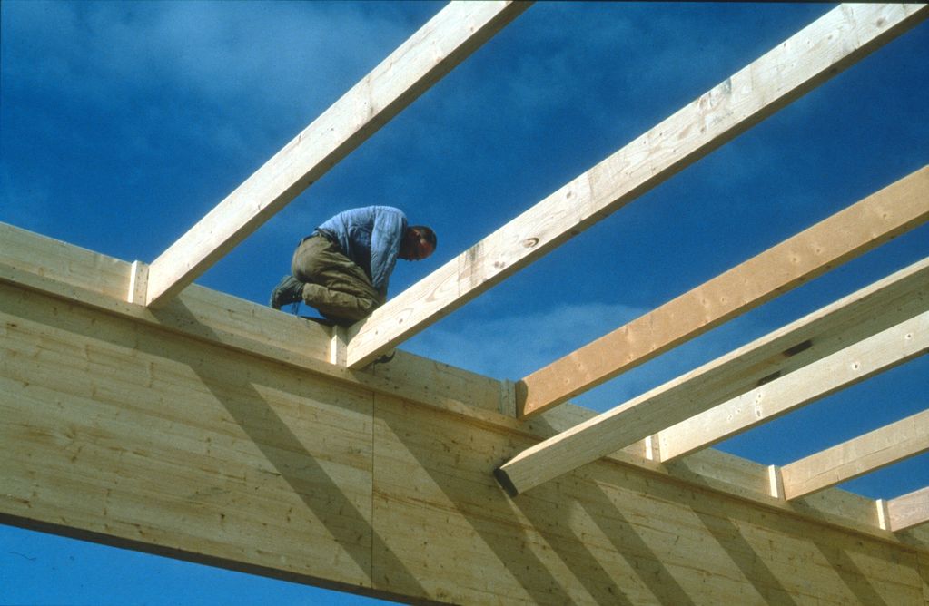 Placing the purlins