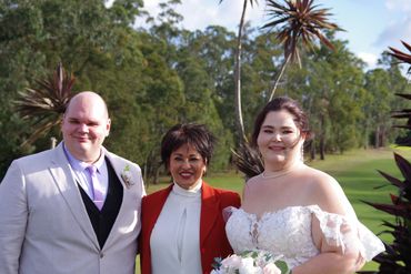 Daniel and Natalie married at Parkwood Village