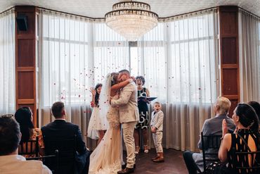Lisa and Brendan married at Long Island, Surfers Paradise