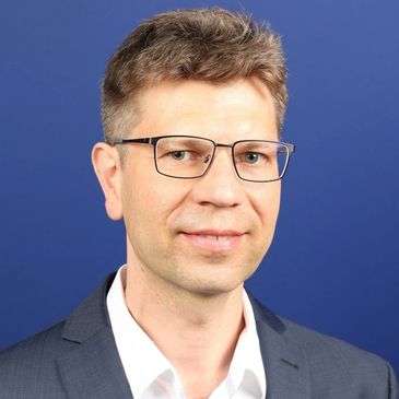 Dr, Gerald Leppert– Climate change Adaptation, Social Risk Management, SHGs and Cooperatives.