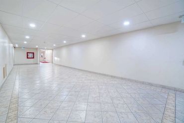 Drop ceiling installation Toronto
Acoustic ceiling tiles Toronto
Suspended ceiling contractor Toront