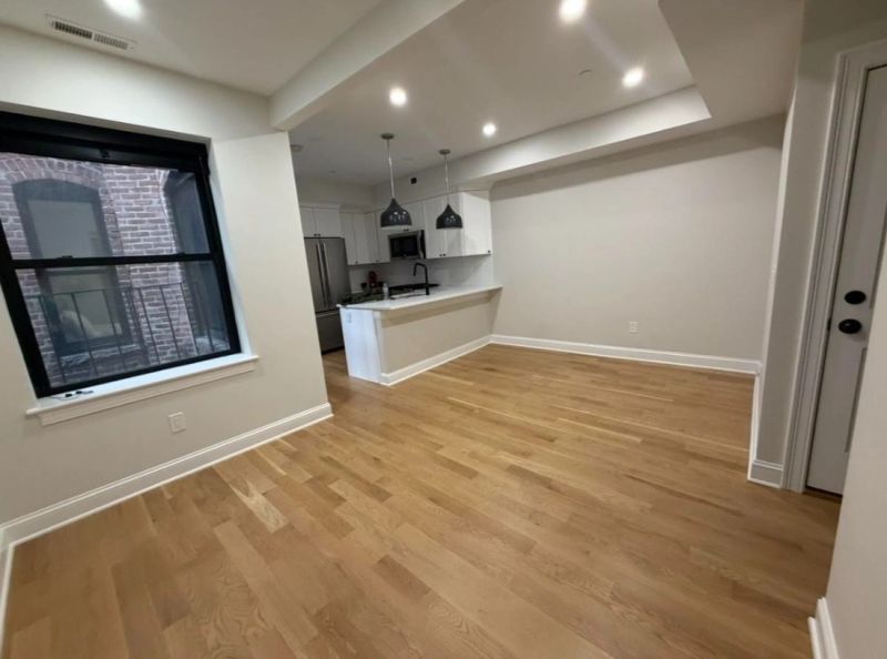 5 Garden Ct 2 Before.jpg
