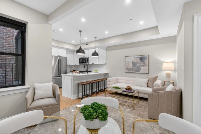 5 Garden Ct 2.jpg