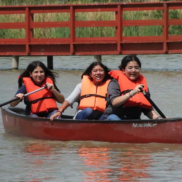 kids in canoe
