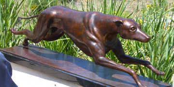 Contemporary and heritage sculpture by Georgina Lee. 