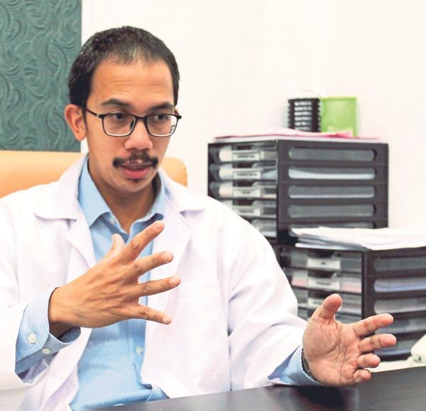 Harian Metro. 29 September 2019. Radang ginjal sukar dikesan. 