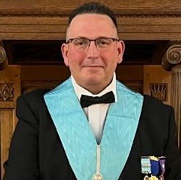 Damon Brophy
Freemasonry in Bradford, West Yorkshire
Freemason Baildon