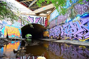 GRAFFITI ALLEY IN BALTIMORE, MARYLAND. MEDIA COVERAGE BY KENDESIMOHAMMED.COM #kendesimedia #art