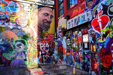 GRAFFITI ALLEY IN BALTIMORE, MARYLAND. MEDIA COVERAGE BY KENDESIMOHAMMED.COM  #kendesitv 