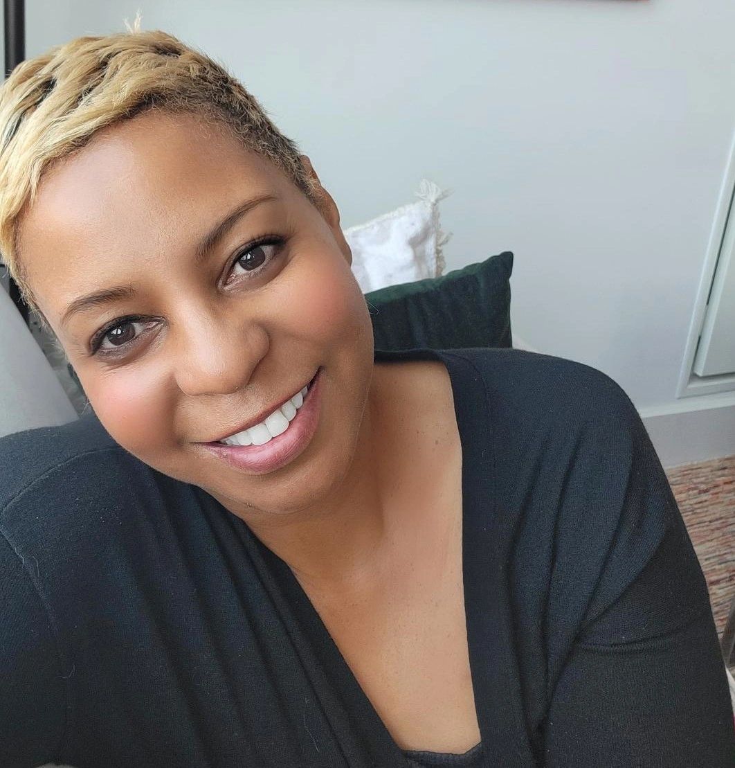 Lorisa Bates - Author, Urban Books