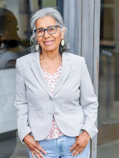 Elvia Alvarado — Writer