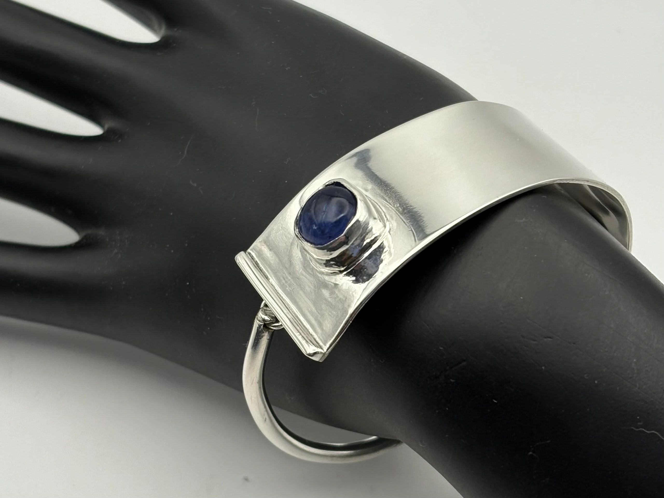 Home Jewelry by James LLC Custom Jewelry & Fine Pieces