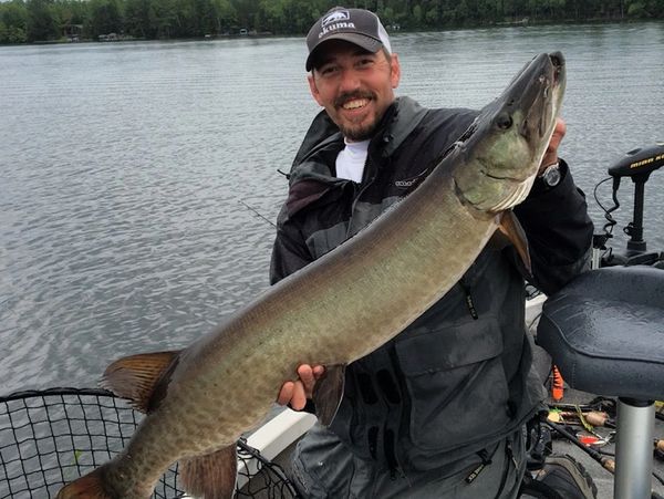 Johnny's Ultimate Musky Guide Service and Wisconsin Fishing Guide