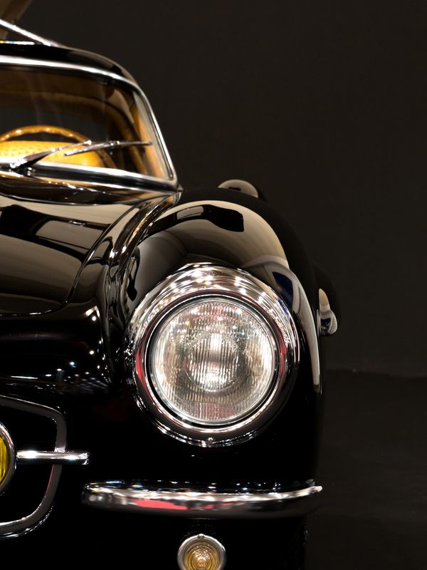 classic car Mercedes-Benz 300sl Gullwing for sale