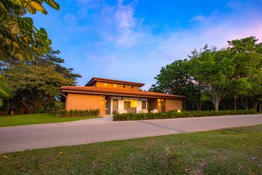 Construcción de Spa en medio de la naturaleza