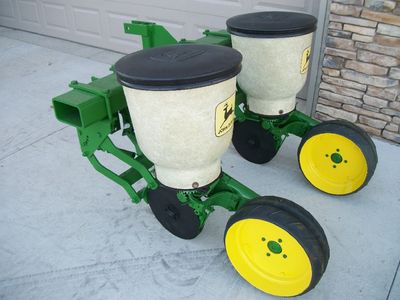 john deere 71 2 row planter