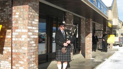 Pipe Major Don MacLeod