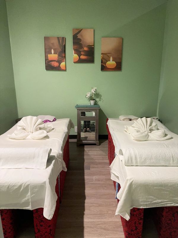 couple, couples, massage, tranquility, music, asian, thai, spa, partner, husband, wife