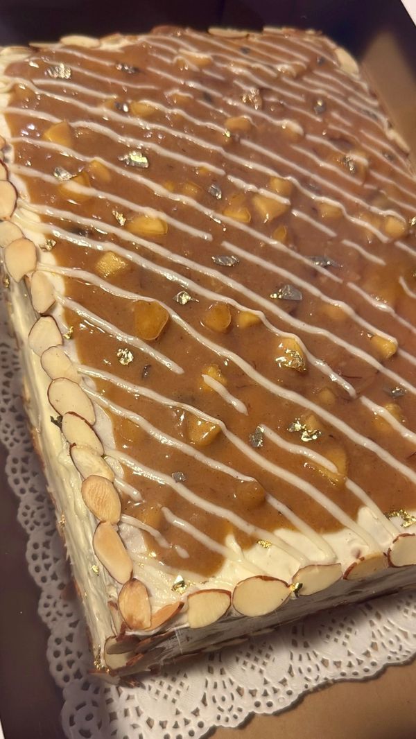 1/4 silky sheet cake Honey Apple Almond Tiger Cake!