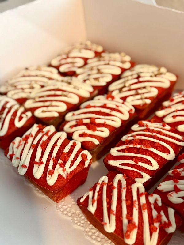 Red velvet mini loaves ❤️