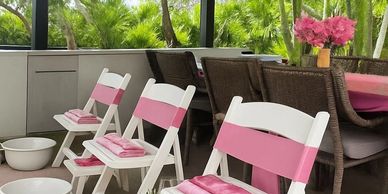 Stunning cheap reasonably priced Pamper Party time birthday party.