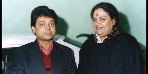 Janam Raj with Usha Uthup in March 2004 in Kolkata.