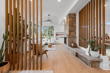 Réalisation maison mid century Rive Sud de Montréal, salon