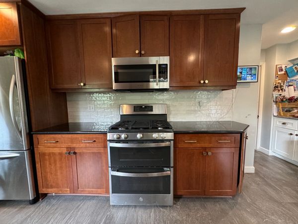 Subway tile kitchen backsplash