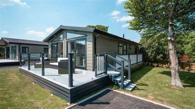 Shorefield New Forest Lodge holiday park