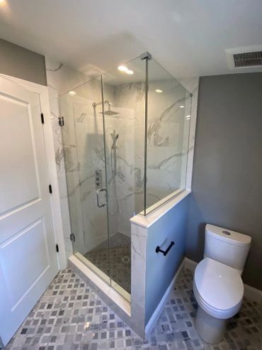 Glass shower door