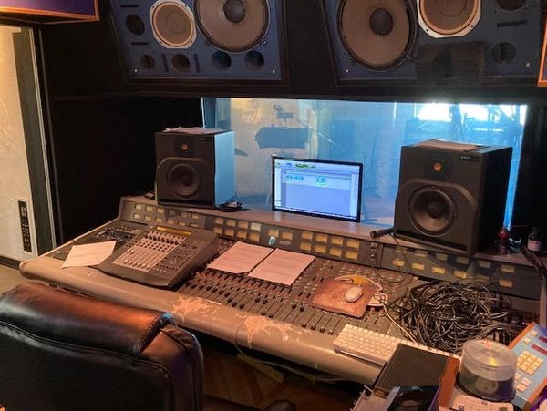 Studio Z Recording Studios control room. Audio mixing desk with speakers.
