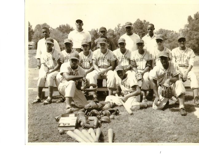 The Knoxville Giants, a Negro Southern League baseball team