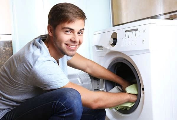 Cómo calcular el peso de la ropa para lavadora?