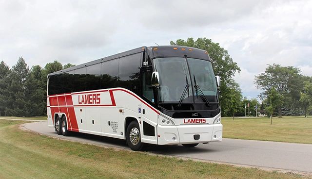 Limousine Transportation to Green Bay Packers Game at Lambeau Field -  Washington County, WI