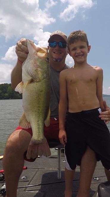 Father/son guided fishing trip Lake Guntersville, Pickwick Lake, Large Mouth Bass