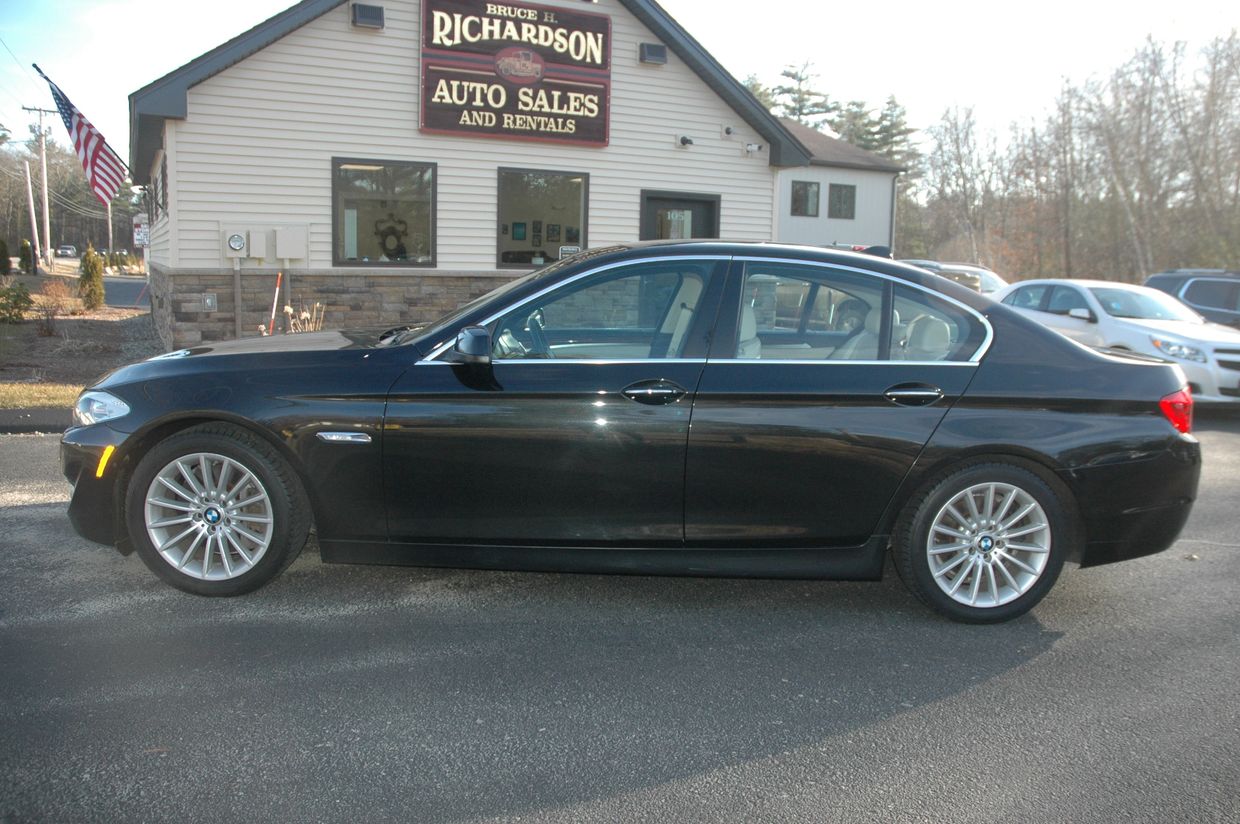 13 BMW 535xi Black