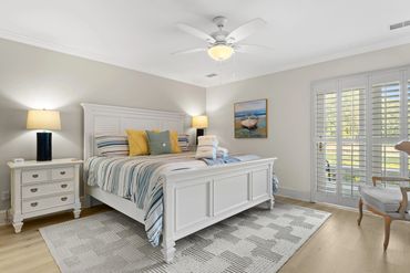 king bed in master suite