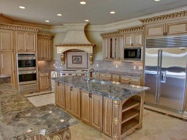 Luxury custom kitchen in Alpharetta, Georgia by Alex The Builder