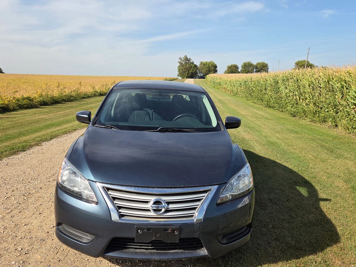 2015 Nissan Sentra SV - Photo 2
