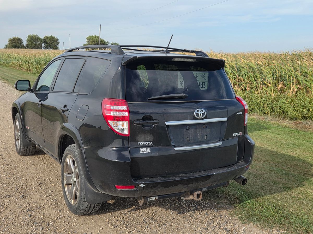 2010 Toyota RAV4 Sport - Photo 3