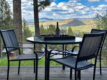 Charming Cabin on Snowking with Big Views over the National Elk Refuge-Jackson Hole