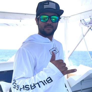 Captain angel Muntaner backing down on some billfish