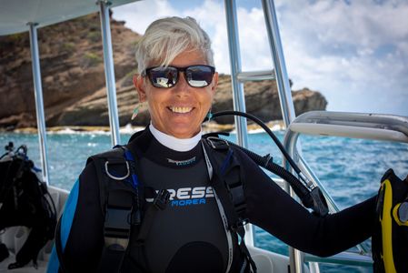 Dive Master & Instructor Linda Swann