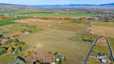 Large parcel for sale near Manastash Ridge in Ellensburg, Washington