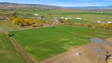 Aerial view of Manastash Estates