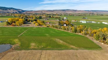 Aerial view of Manastash Estates