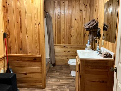 photo of bathroom cabin 1