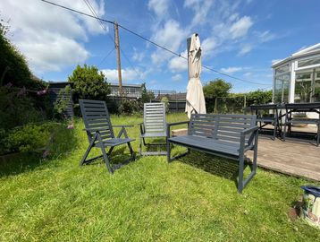 Seasonal Garden Furniture maintenance and painting