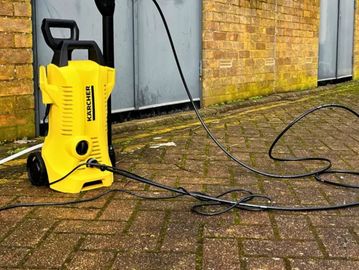 Seasonal Pressure washing patios, driveways and paths