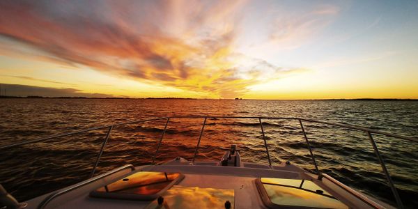 Lazy Lizard Tours 26' Glacier Bay Fishing Catamaran on a Sunset Tour